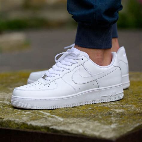 Nike Air Force 1.